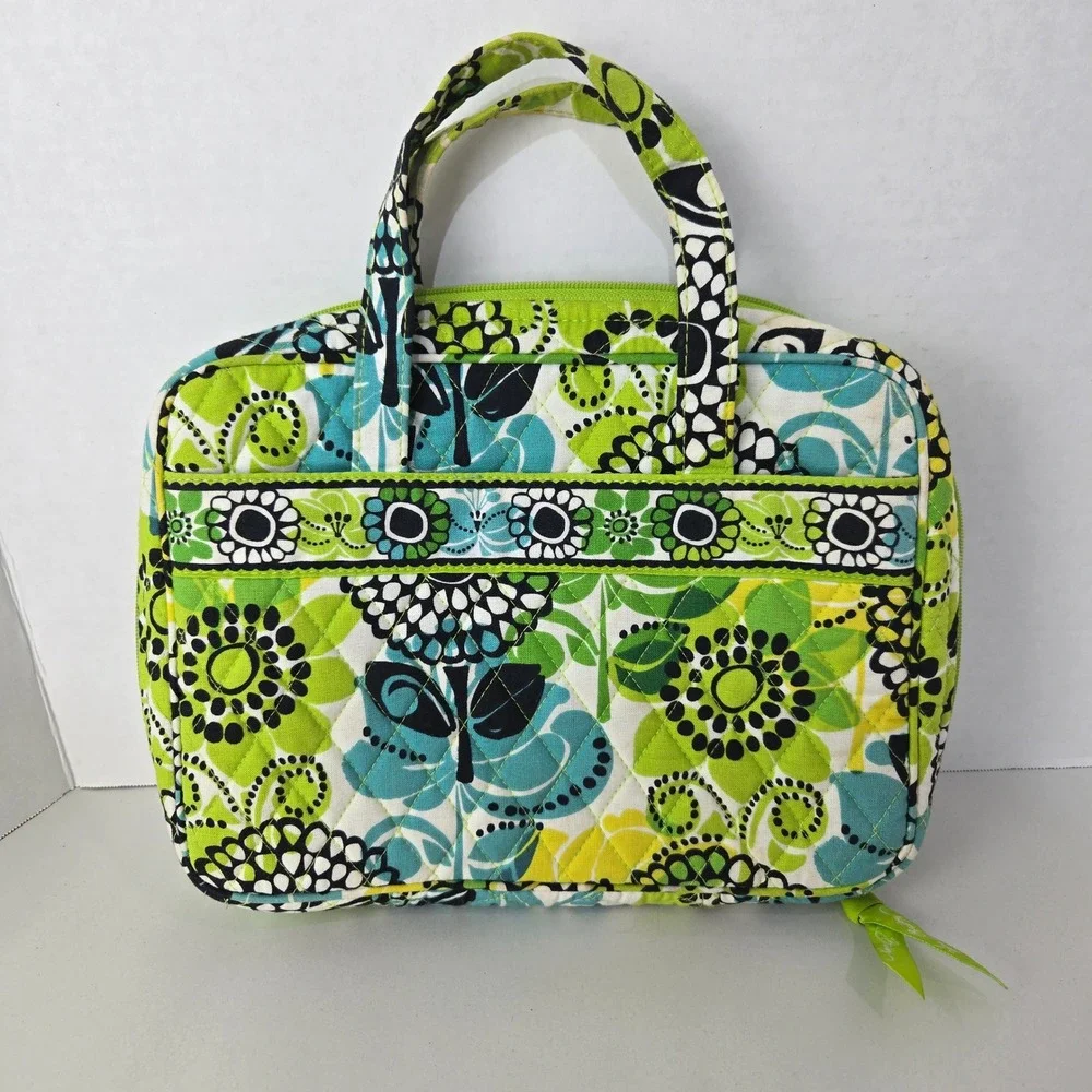 Vera Bradley Cosmetic Bag Medium Green Limes Up Floral Quilted Travel Case #1101